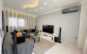 Zillion Home - Modern & Lux Stay In Kalamaria By Tt